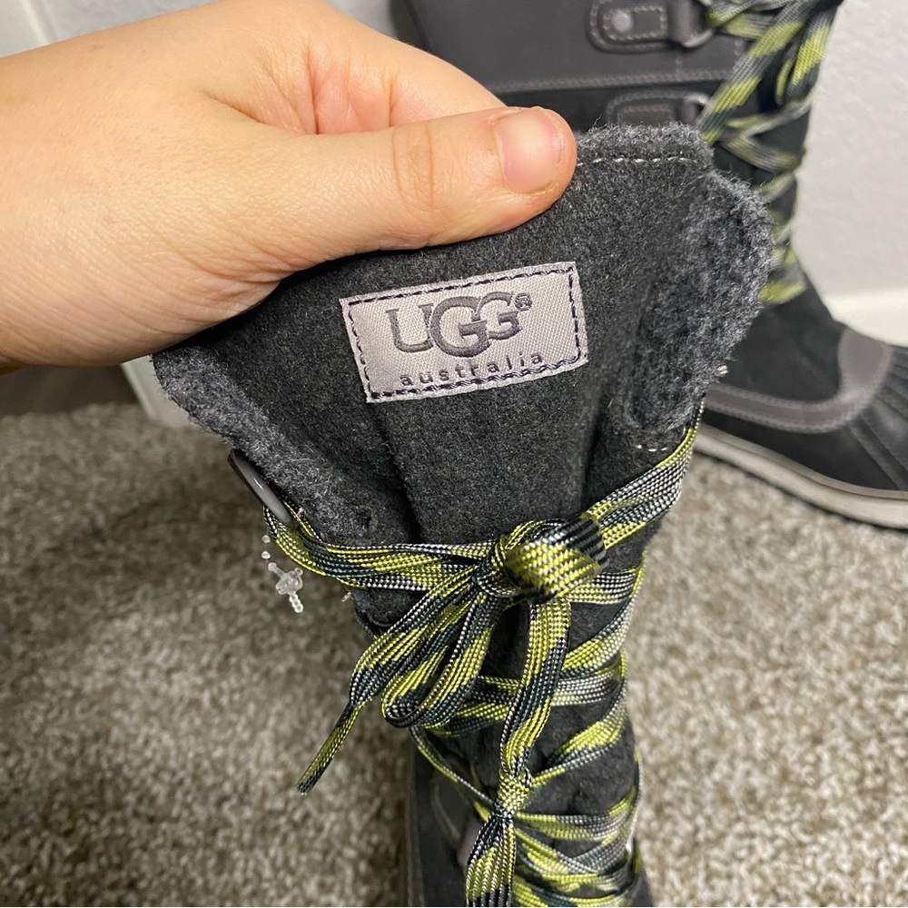 UGG Baroness Snow Duck Rain Boot - Picture 7 of 10